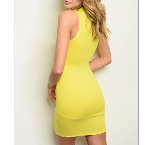 Lemon yellow sleeveless mock neck bodycon dress๐ - Picture 2 of 8